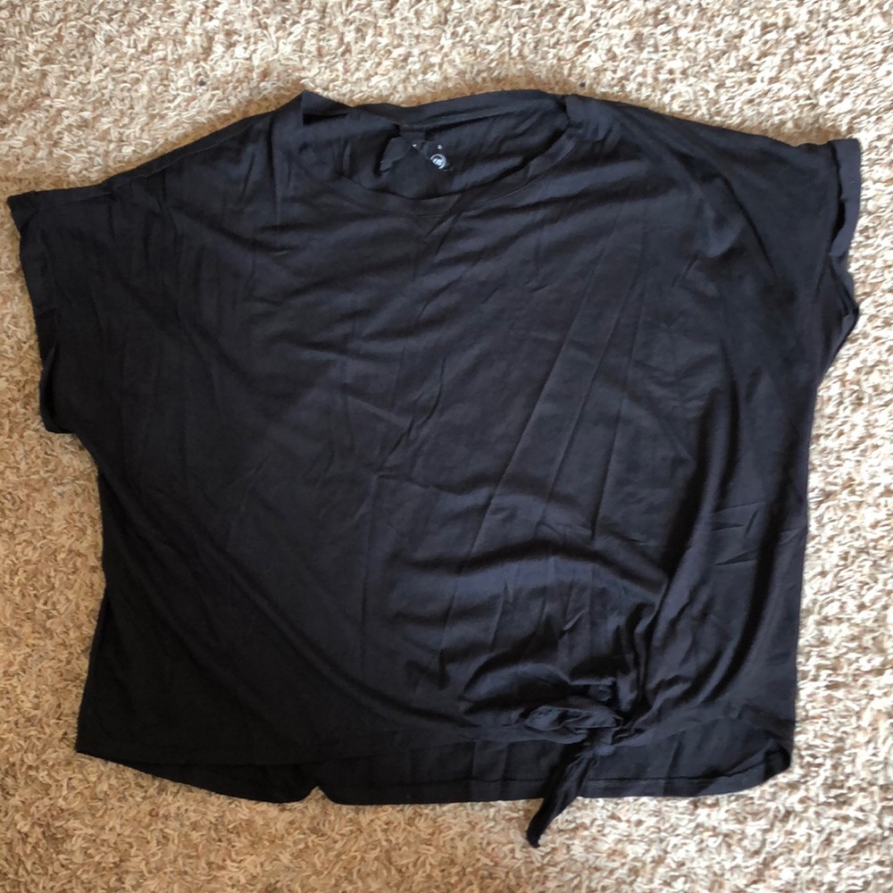 Agnes and Dora XXL front tie tee